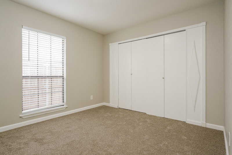 2,085/Mo, 2406 Wildbriar Dr Arlington, TX 76014 Bedroom View