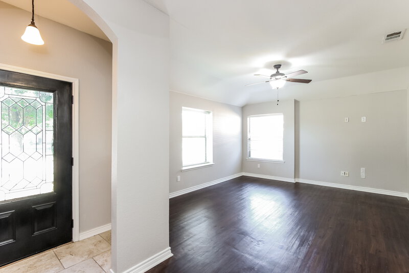 2,235/Mo, 1628 Emily Lane Seagoville, TX 75159 Living Room View