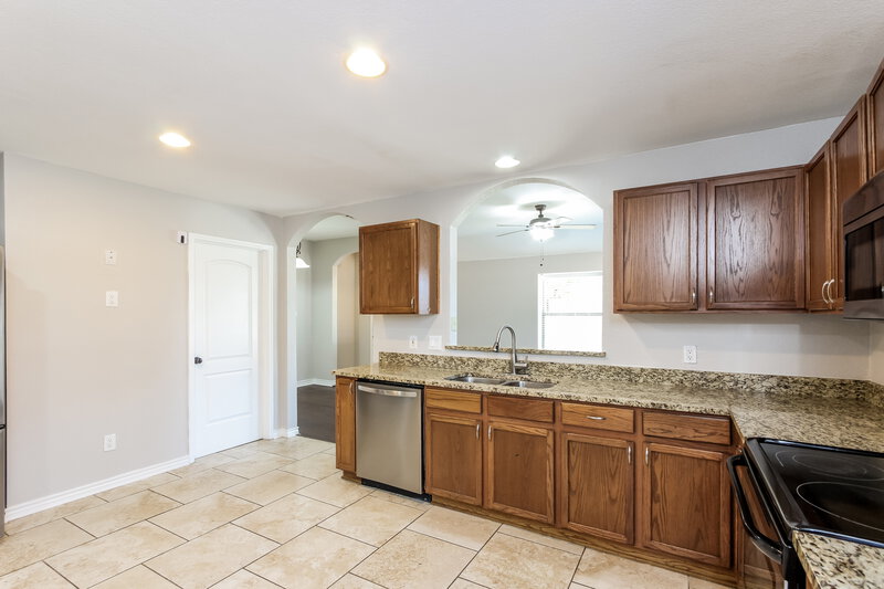 2,235/Mo, 1628 Emily Lane Seagoville, TX 75159 Kitchen View