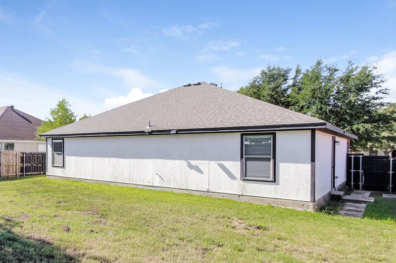 2,235/Mo, 1628 Emily Lane Seagoville, TX 75159 Rear View