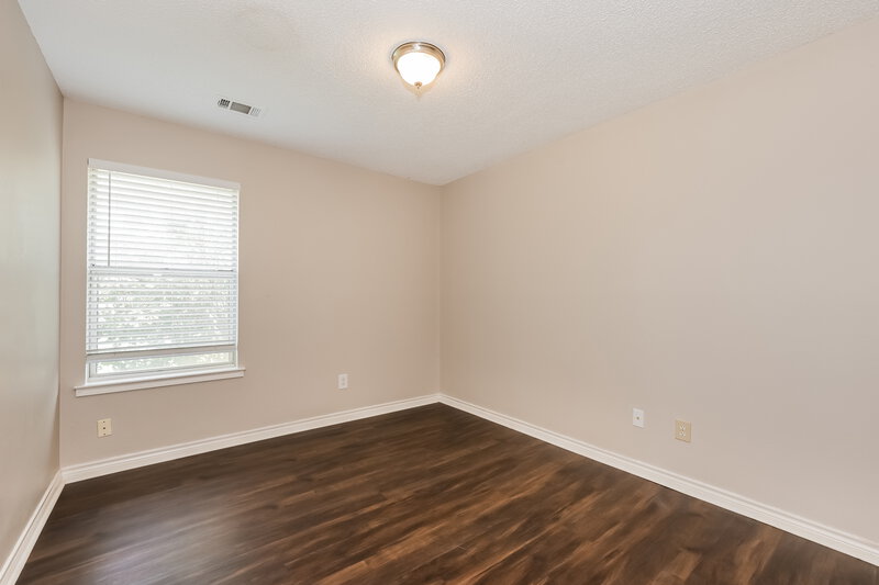 2,805/Mo, 425 Raintree Cir Desoto, TX 75115 Bedroom View 3
