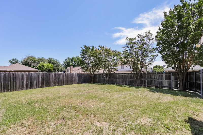 2,805/Mo, 425 Raintree Cir Desoto, TX 75115 Rear View