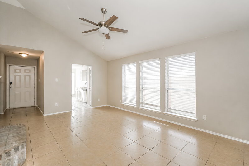 1,790/Mo, 2500 Ensenada Lane Fort Worth, TX 76108 Living Room View