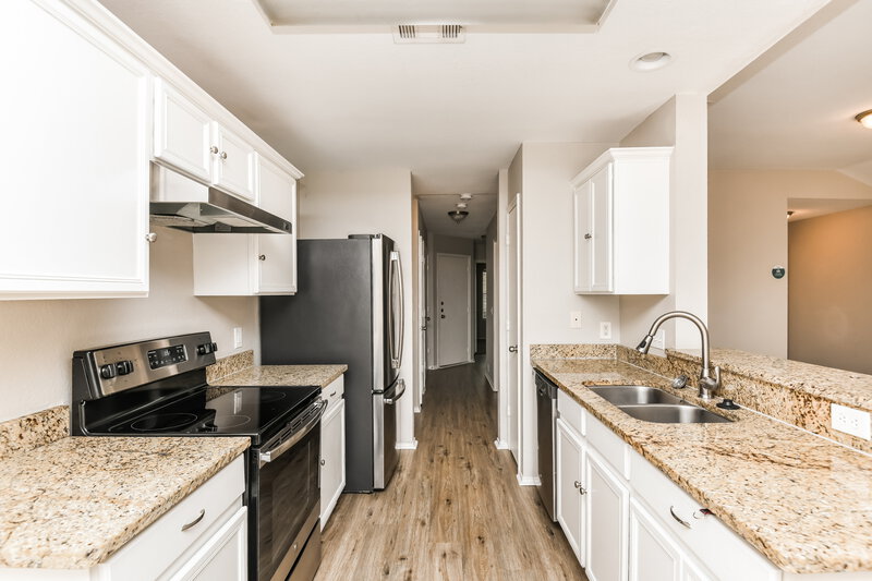 2,010/Mo, 2521 Prospect Hill Dr Fort Worth, TX 76123 Kitchen View
