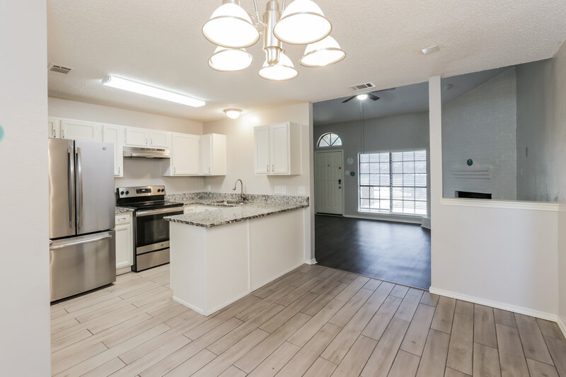 1,940/Mo, 801 Hartford Lane Lancaster, TX 75134 Dining Room View