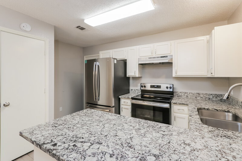 1,940/Mo, 801 Hartford Lane Lancaster, TX 75134 Kitchen View