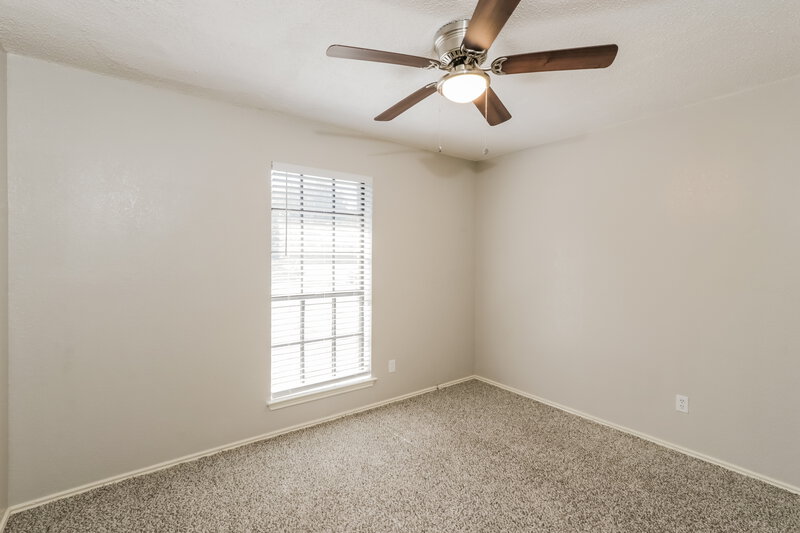 1,940/Mo, 801 Hartford Lane Lancaster, TX 75134 Bedroom View