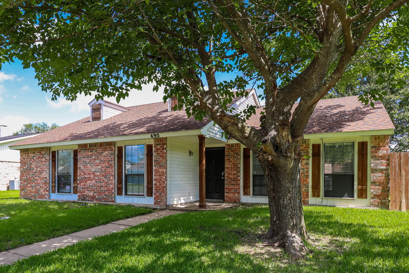 2,010/Mo, 490 Rainier Street Cedar Hill, TX 75104 Front View