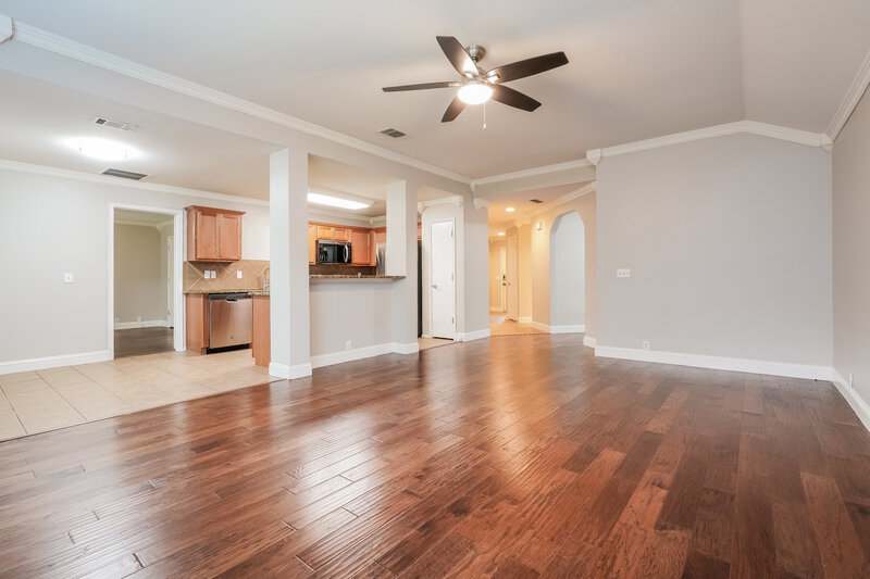 3,040/Mo, 711 River Run Dr Glenn Heights, TX 75154 Living Room View 2