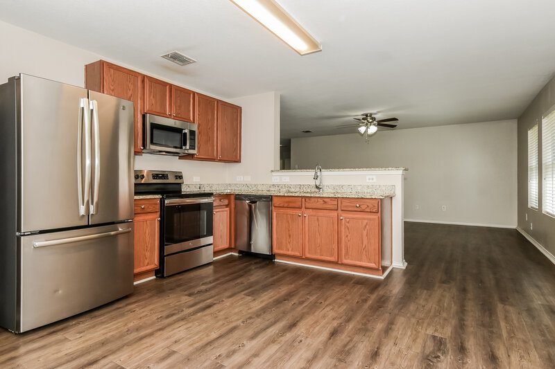 1,945/Mo, 1117 Augustin Dr Princeton, TX 75407 Kitchen View