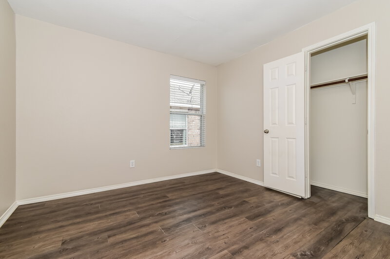 1,945/Mo, 1117 Augustin Dr Princeton, TX 75407 Bedroom View 3