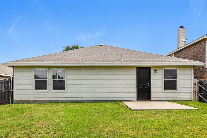 1,945/Mo, 1117 Augustin Dr Princeton, TX 75407 Rear View
