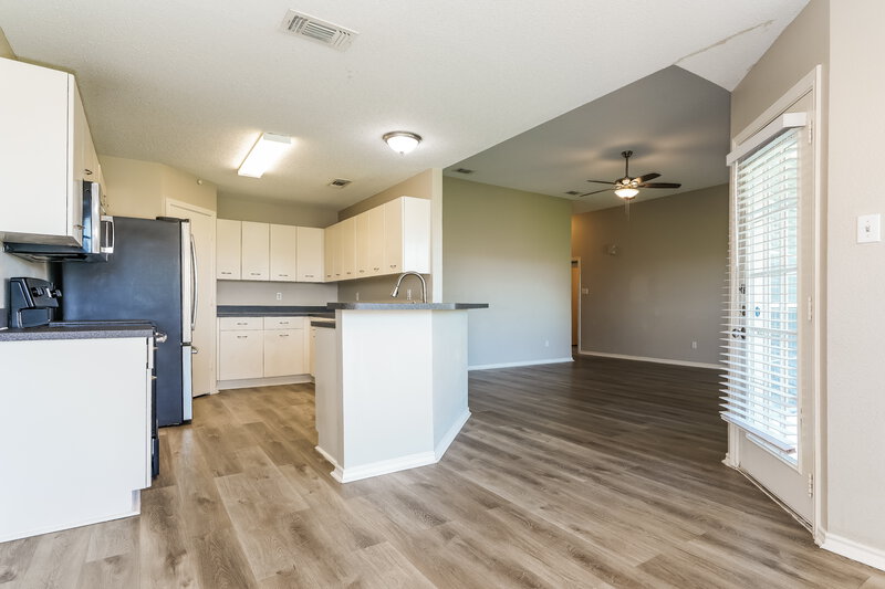 2,050/Mo, 321 Sondra Way Red Oak, TX 75154 Dining Room View