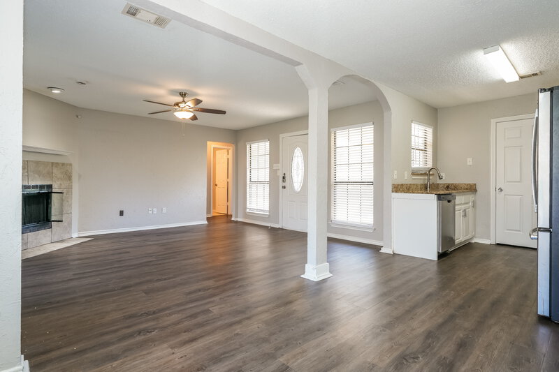 2,260/Mo, 834 Green Pastures Cedar Hill, TX 75104 Dining Room View