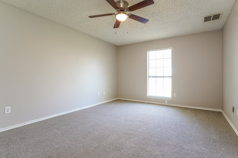 2,260/Mo, 834 Green Pastures Cedar Hill, TX 75104 Main Bedroom View