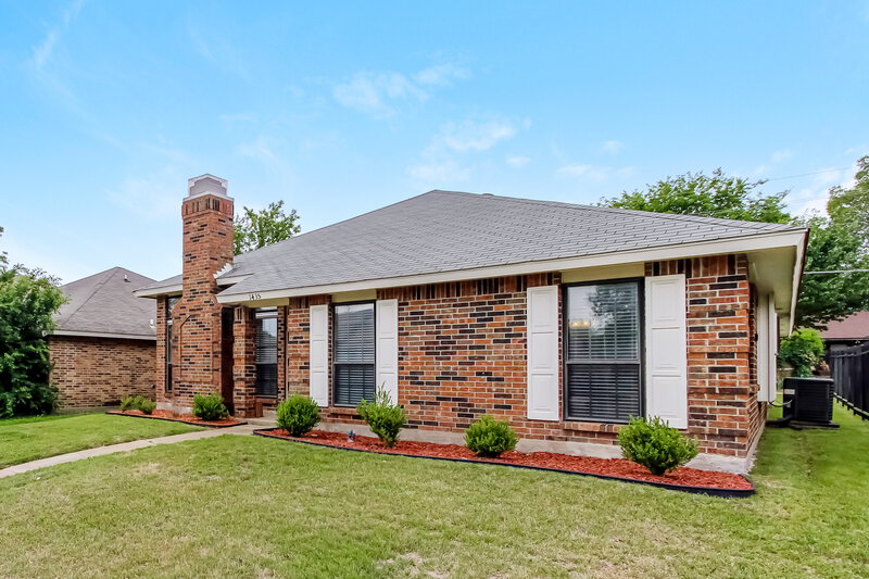 2,105/Mo, 1435 Colborne Dr Mesquite, TX 75149 Front View