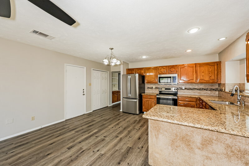 0/Mo, 1435 Colborne Dr Mesquite, TX 75149 Kitchen View