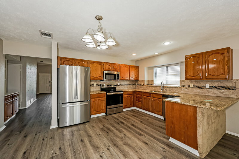 0/Mo, 1435 Colborne Dr Mesquite, TX 75149 Kitchen View 3