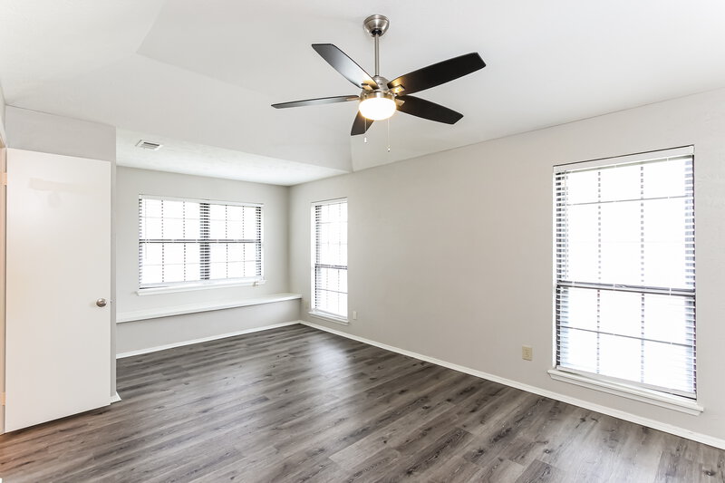 2,105/Mo, 1435 Colborne Dr Mesquite, TX 75149 Main Bedroom View