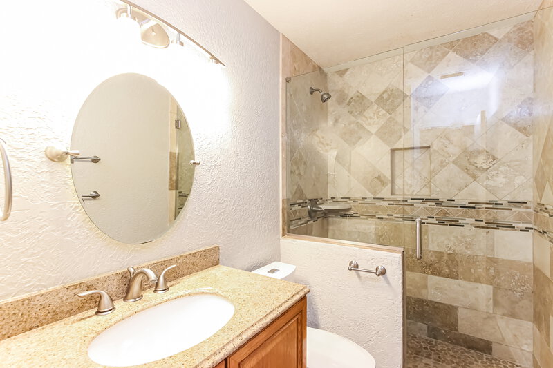 2,105/Mo, 1435 Colborne Dr Mesquite, TX 75149 Bathroom View