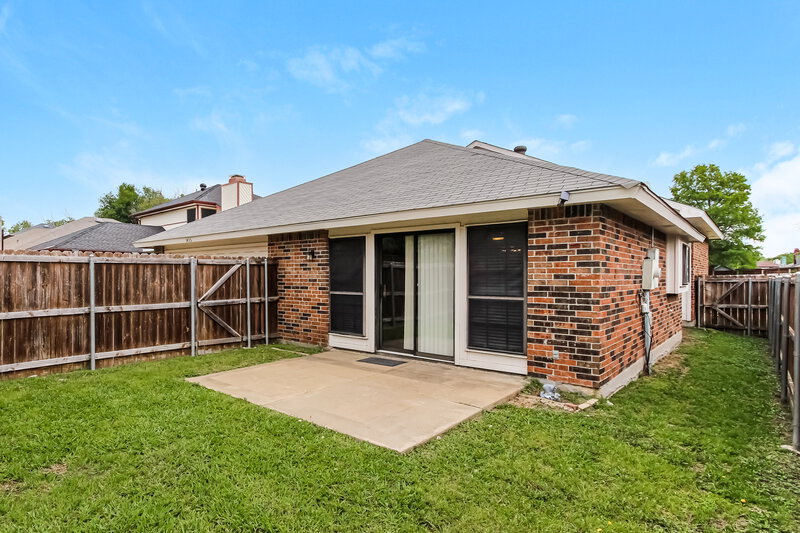2,105/Mo, 1435 Colborne Dr Mesquite, TX 75149 Rear View