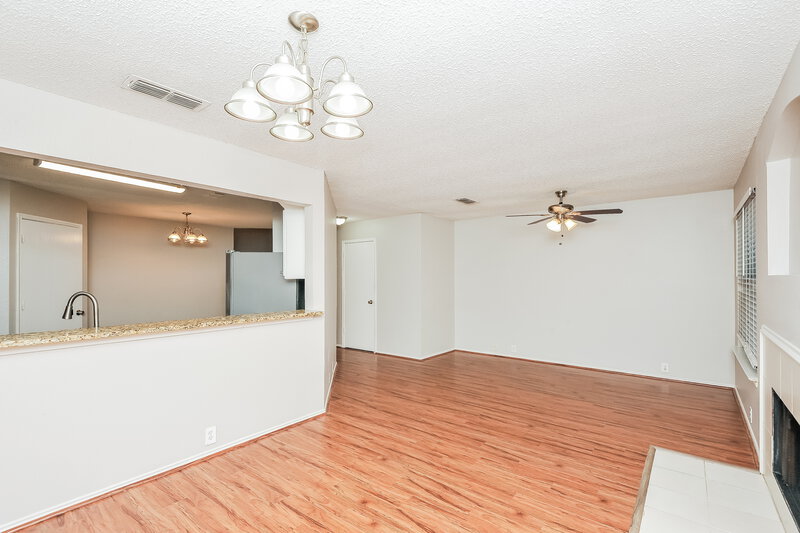 1,840/Mo, 8564 Charleston Avenue Fort Worth, TX 76123 Dining Room View