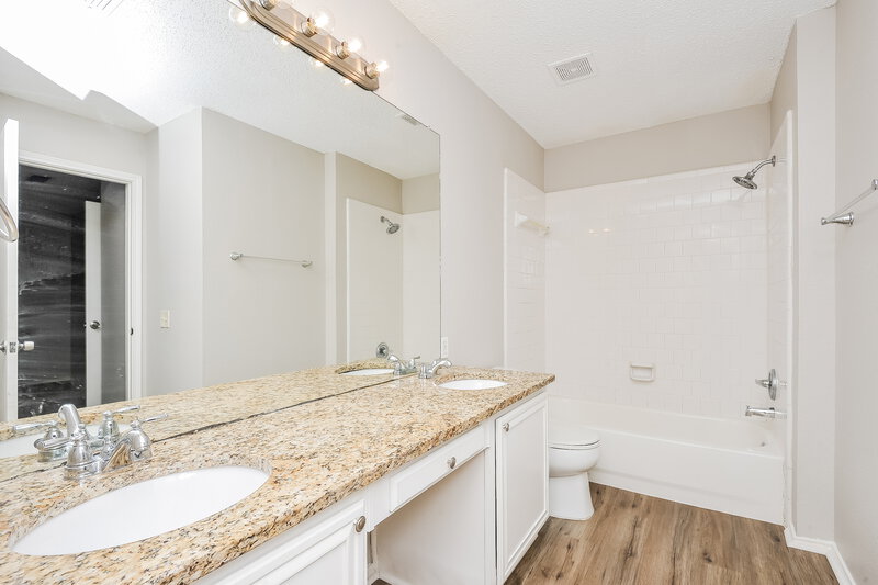 1,840/Mo, 8564 Charleston Avenue Fort Worth, TX 76123 Main Bathroom View