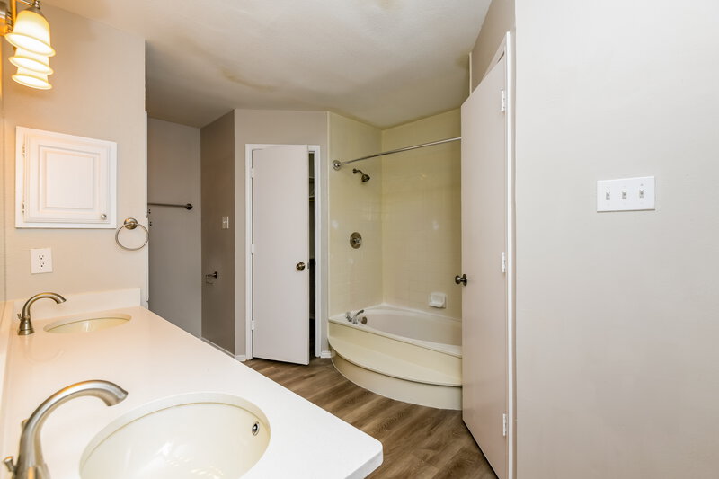 1,840/Mo, 1354 Gainsborough Way Fort Worth, TX 76134 Misc View 13