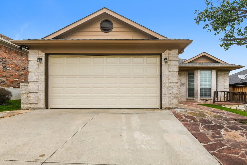 2,115/Mo, 9908 Legacy Dr Fort Worth, TX 76108 External View
