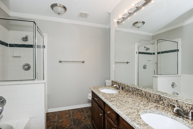 1,795/Mo, 1716 Whispering Cove Trl Fort Worth, TX 76134 Master Bathroom View