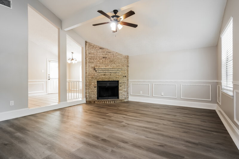 1,965/Mo, 705 Nightingale Cir Mansfield, TX 76063 Living Room View