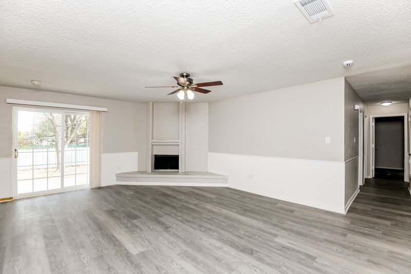 2,270/Mo, 2321 Oakside Dr Arlington, TX 76016 Misc View