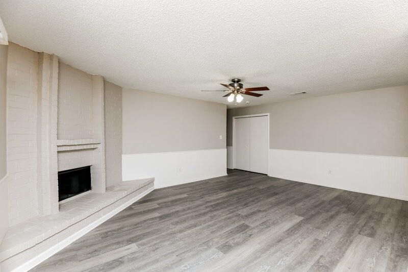 2,270/Mo, 2321 Oakside Dr Arlington, TX 76016 Misc View 2