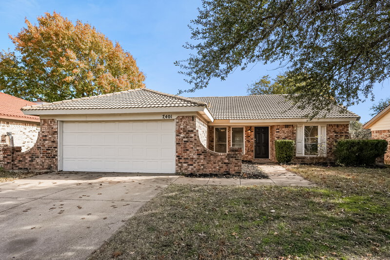 1,830/Mo, 7401 Meadow Creek Drive Fort Worth, TX 76133 External View