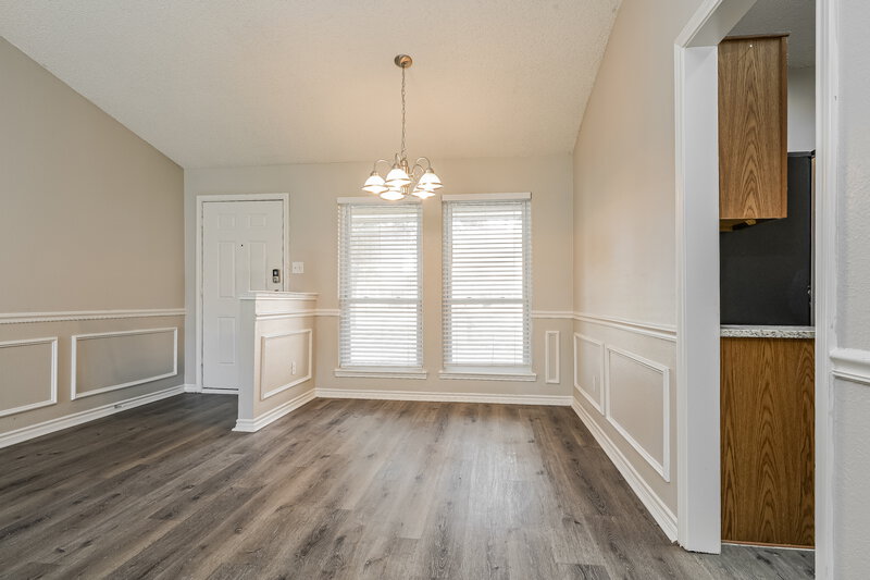 1,830/Mo, 7401 Meadow Creek Drive Fort Worth, TX 76133 Dining Room View