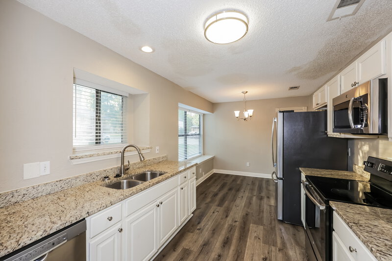 2,210/Mo, 821 Clement Drive Cedar Hill, TX 75104 Kitchen View