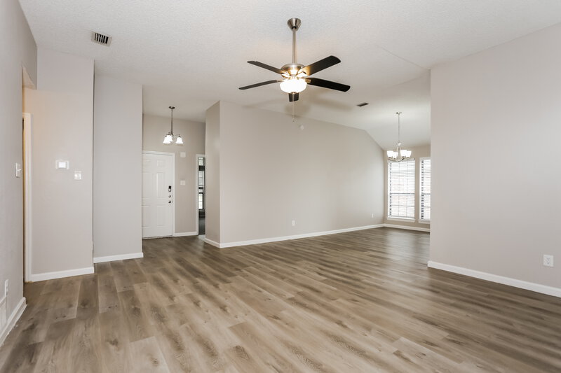 2,030/Mo, 1408 Chapman Dr Lancaster, TX 75134 Living Room View 2