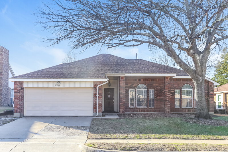 2,130/Mo, 8324 Auburn Dr Fort Worth, TX 76123 External View