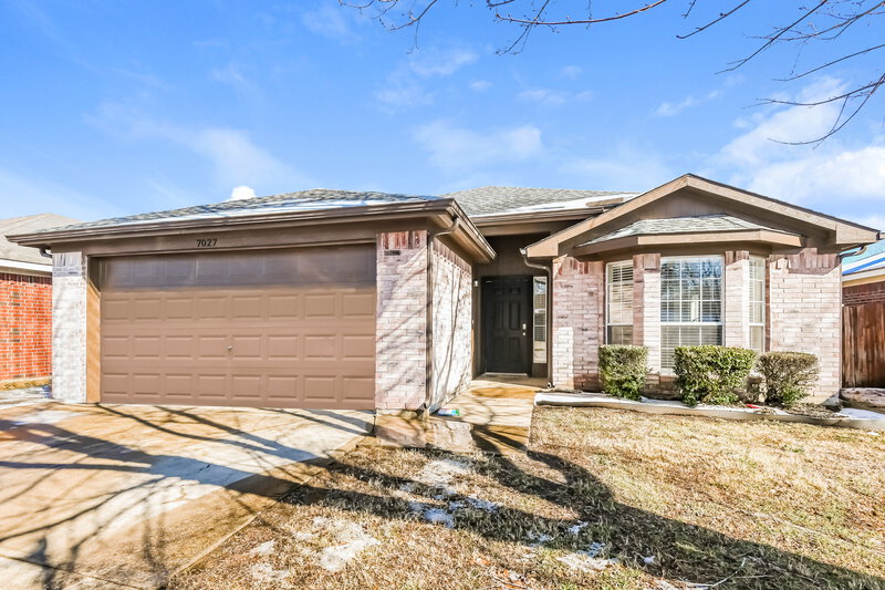 2,015/Mo, 7027 Nohl Ranch Road Fort Worth, TX 76133 External View