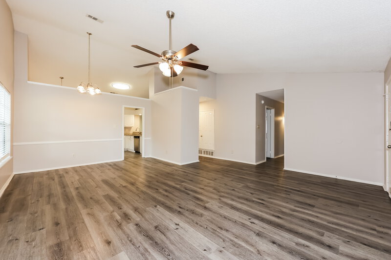 3,690/Mo, 116 Wildwood Dr Desoto, TX 75115 Living Room View