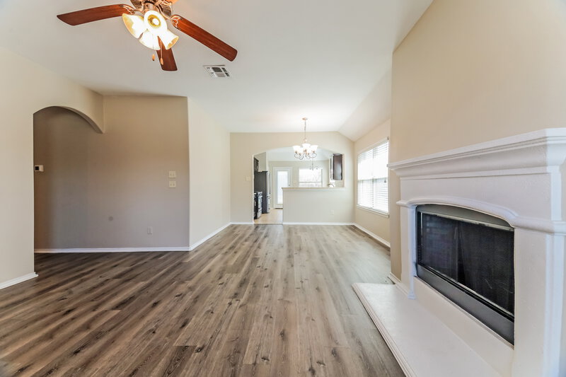 2,270/Mo, 1429 Hawk Valley Dr Little Elm, TX 75068 Living Room View 2