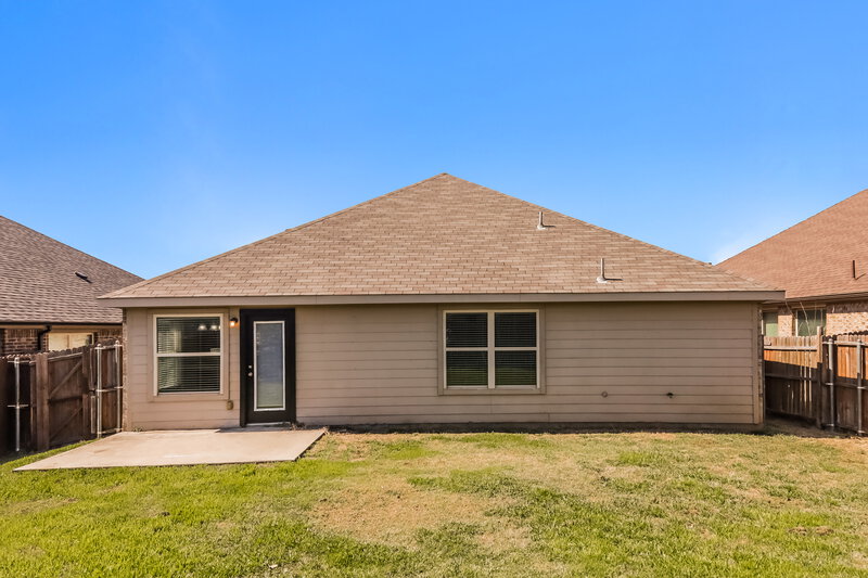 2,270/Mo, 1429 Hawk Valley Dr Little Elm, TX 75068 Rear View