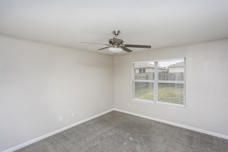 1,765/Mo, 612 Hidden Dale Dr Fort Worth, TX 76140 Main Bedroom View