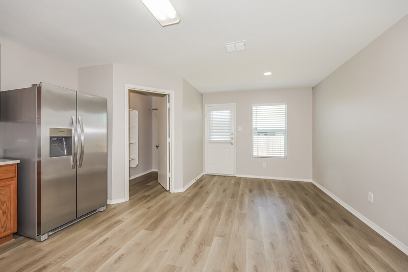 1,865/Mo, 1337 Castle Ridge Road Fort Worth, TX 76140 Dining Room View