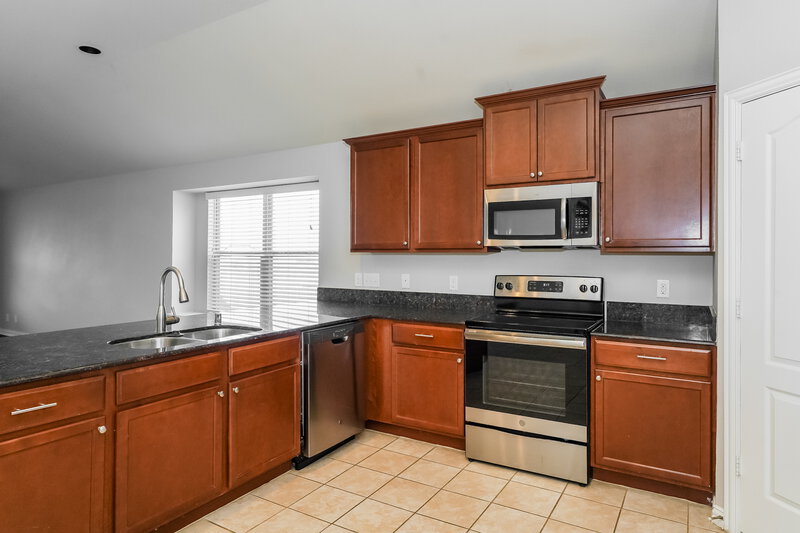 2,180/Mo, 4933 Lemon Grove Dr Fort Worth, TX 76135 Kitchen View 2