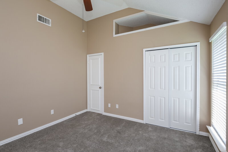 2,325/Mo, 814 Lovingham Drive Arlington, TX 76017 Bedroom View 5
