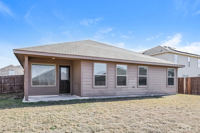2,070/Mo, 8616 Fawn Hill Ct Fort Worth, TX 76134 Rear View 2