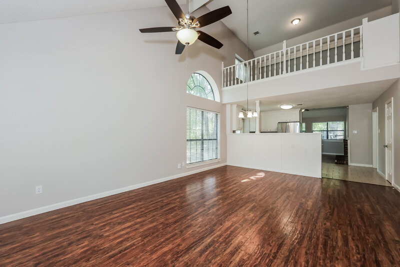 2,260/Mo, 657 Edgewood Dr Lancaster, TX 75146 Family Room View