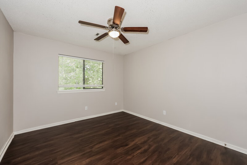 2,260/Mo, 657 Edgewood Dr Lancaster, TX 75146 Bedroom View