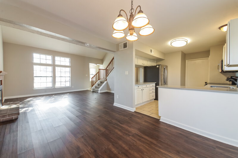 2,210/Mo, 1105 Greenbriar Ln Lancaster, TX 75146 Misc View 3